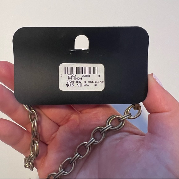 Windsor Chunky Statement Necklace - Picture 4 of 6